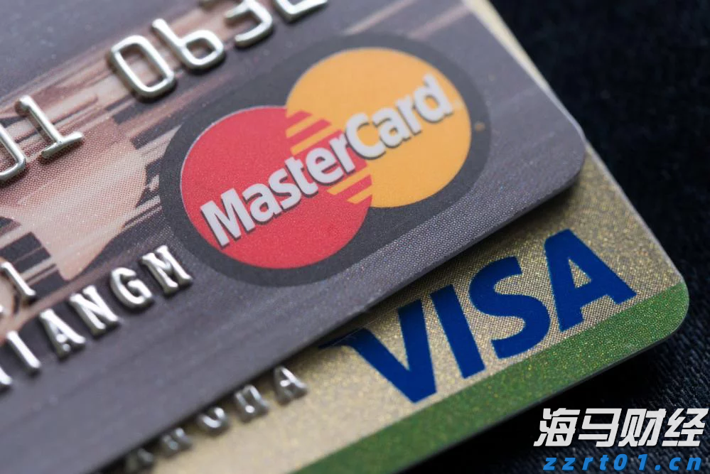 大圩镇：黄皮满枝头致富“黄金果 ”